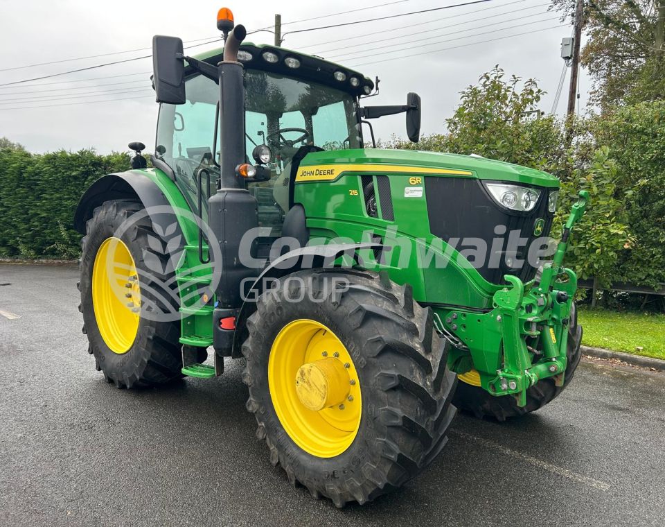 John Deere 6R 215