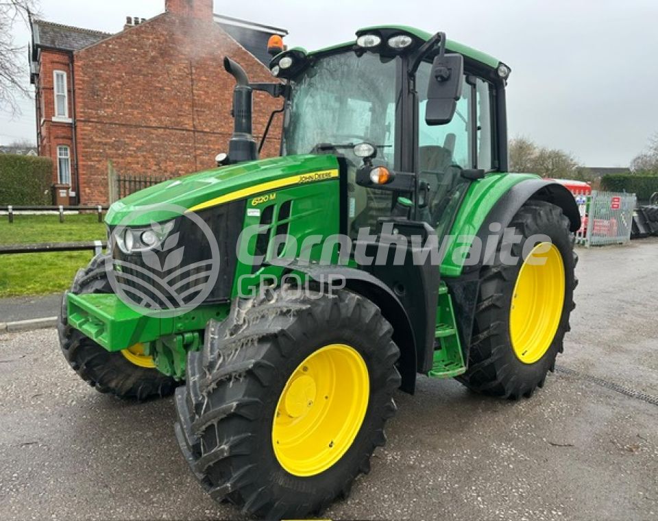 John Deere 6120M