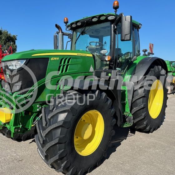 John Deere 6215R