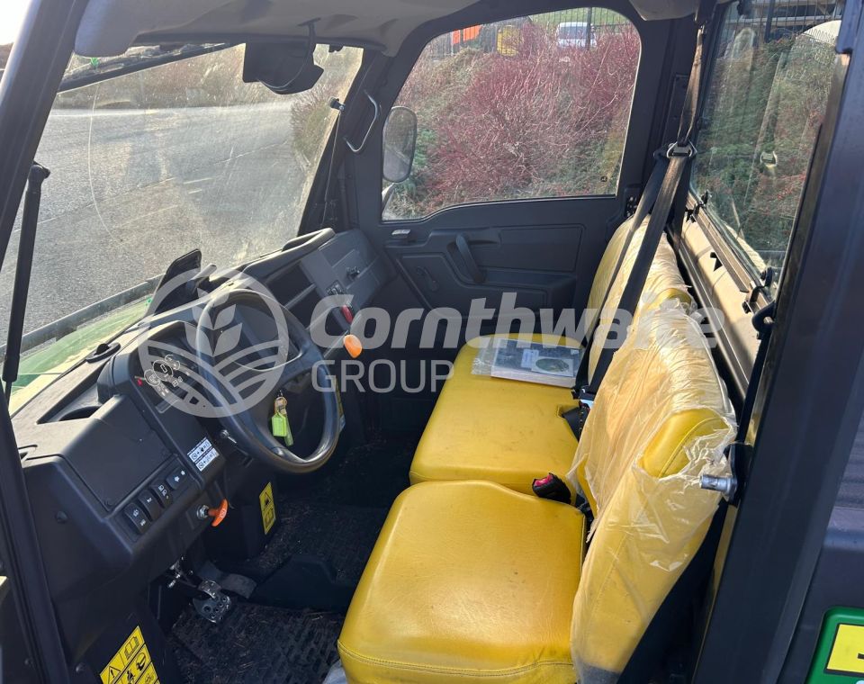 John Deere 865M
