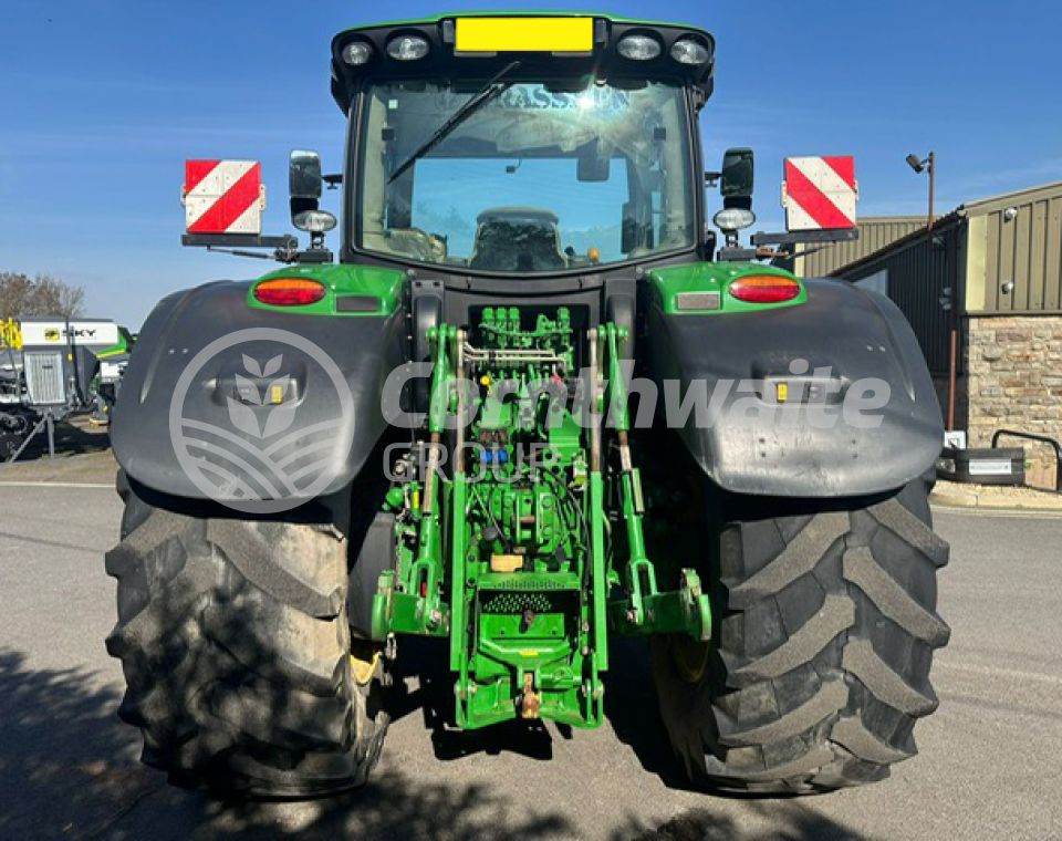 John Deere 6R 195