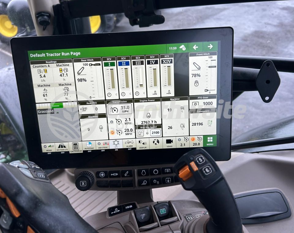 John Deere 6R 215