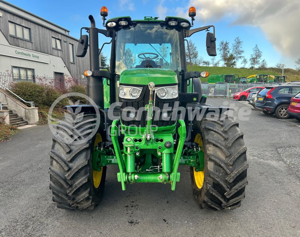 John Deere 6130M