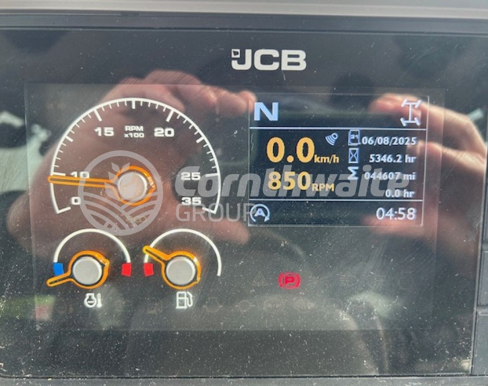 JCB Fastrac 4220
