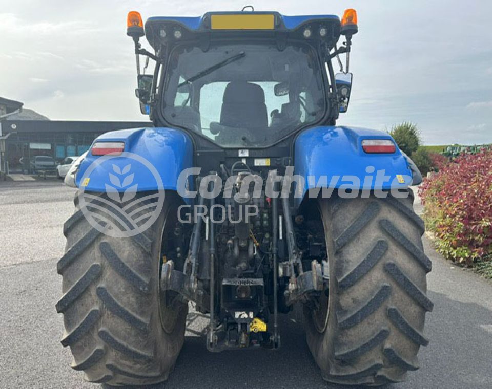 New Holland T7 260