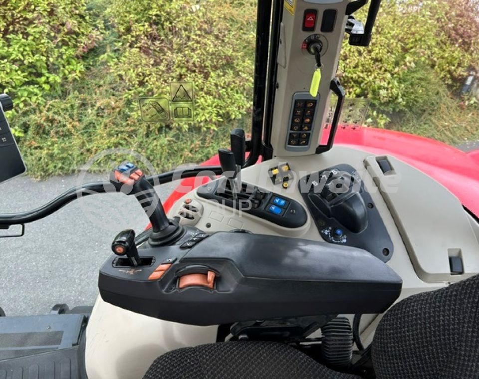 Massey Ferguson  7720
