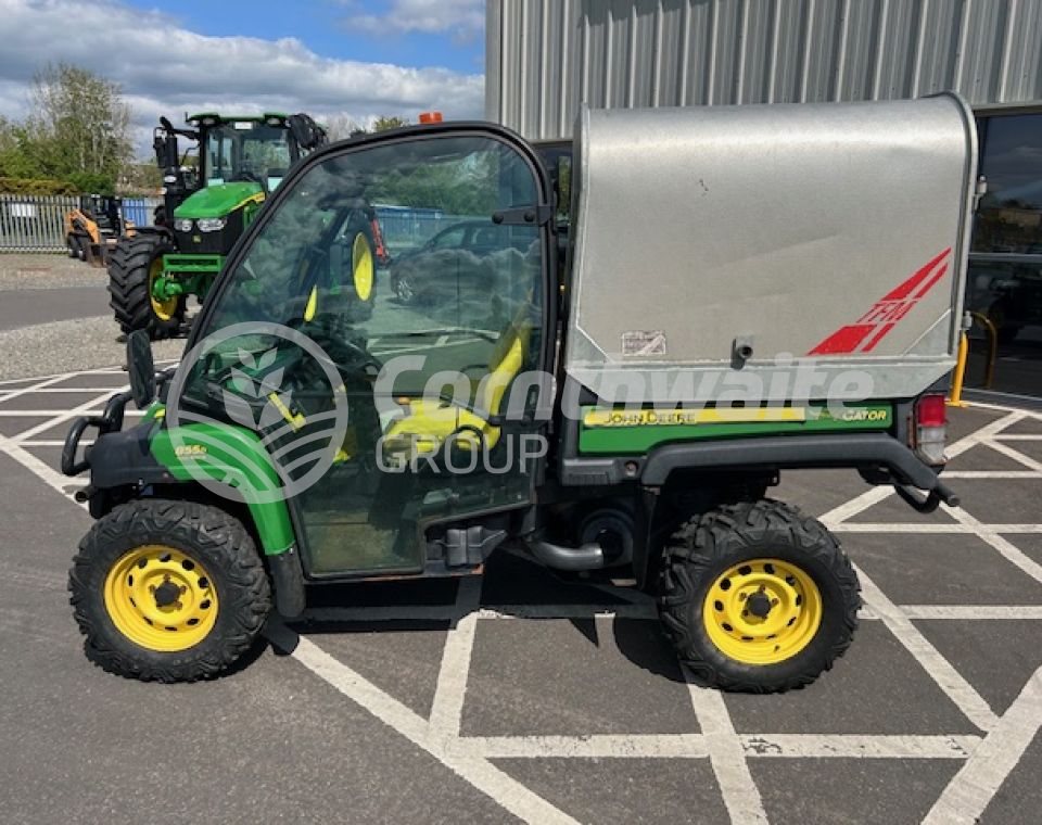 John Deere 855D