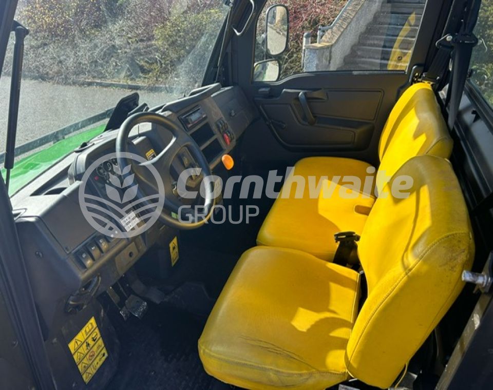 John Deere 865M