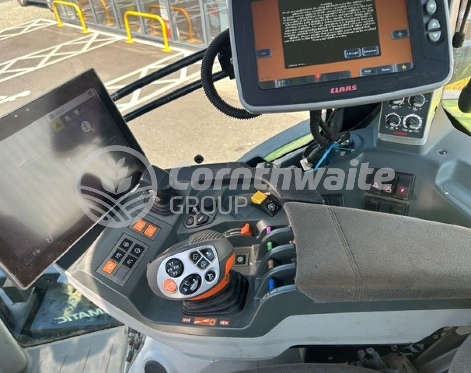 Claas Axion 850