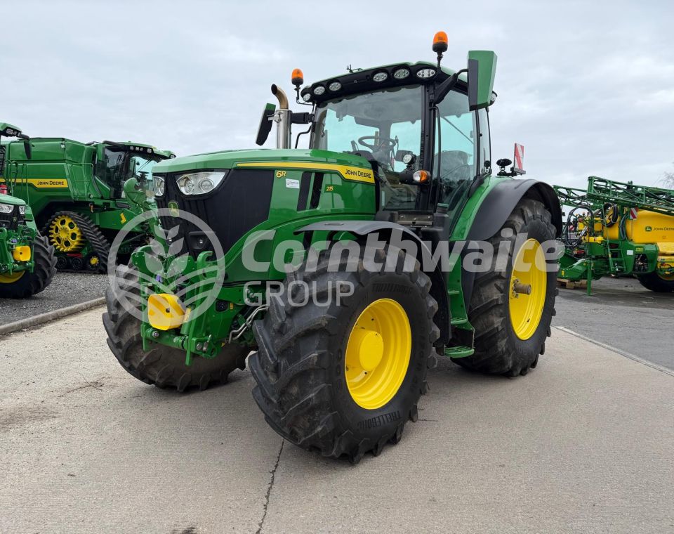 John Deere 6R 215