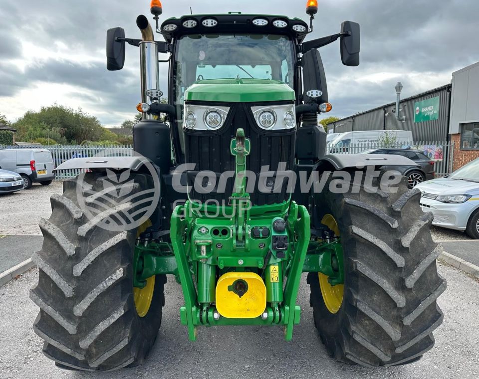 John Deere 6R 250