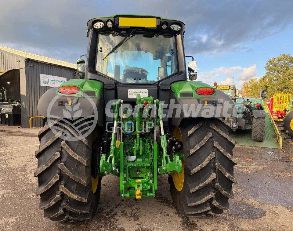 John Deere 6M 150