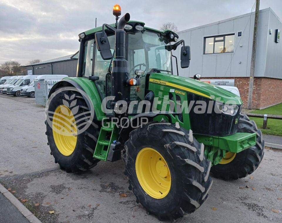 John Deere 6120M