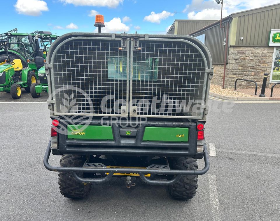 John Deere 865M
