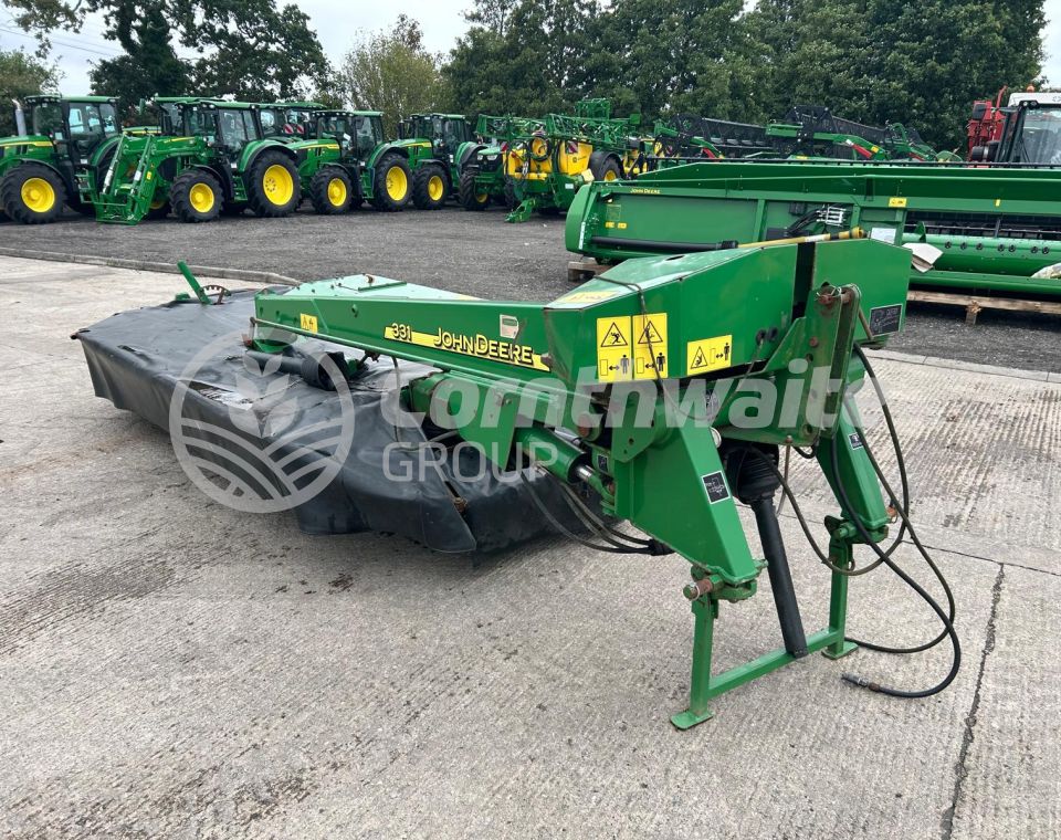 John Deere 331 Rear Mower