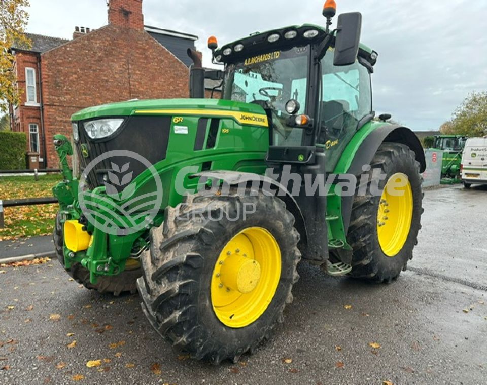 John Deere 6R 195