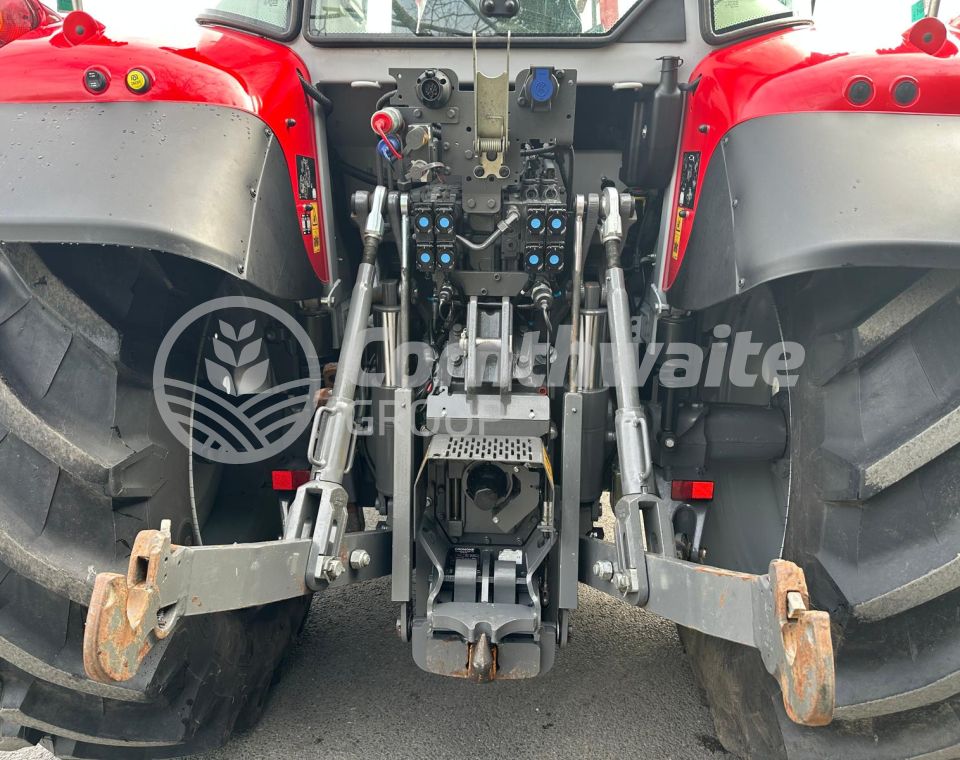 Massey Ferguson  5S125