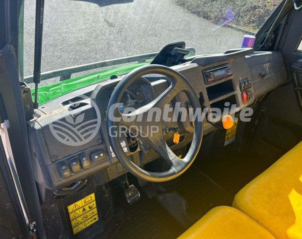 John Deere 865M
