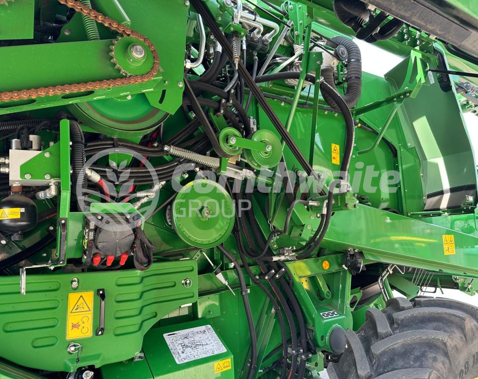 John Deere T560i