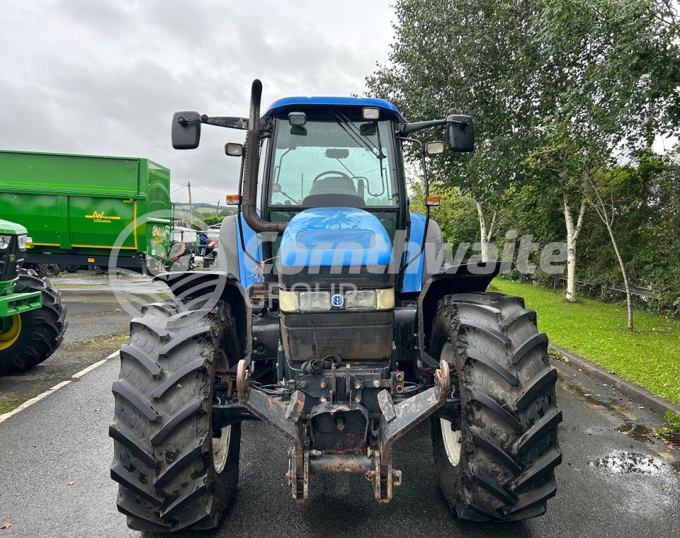 New Holland TM140