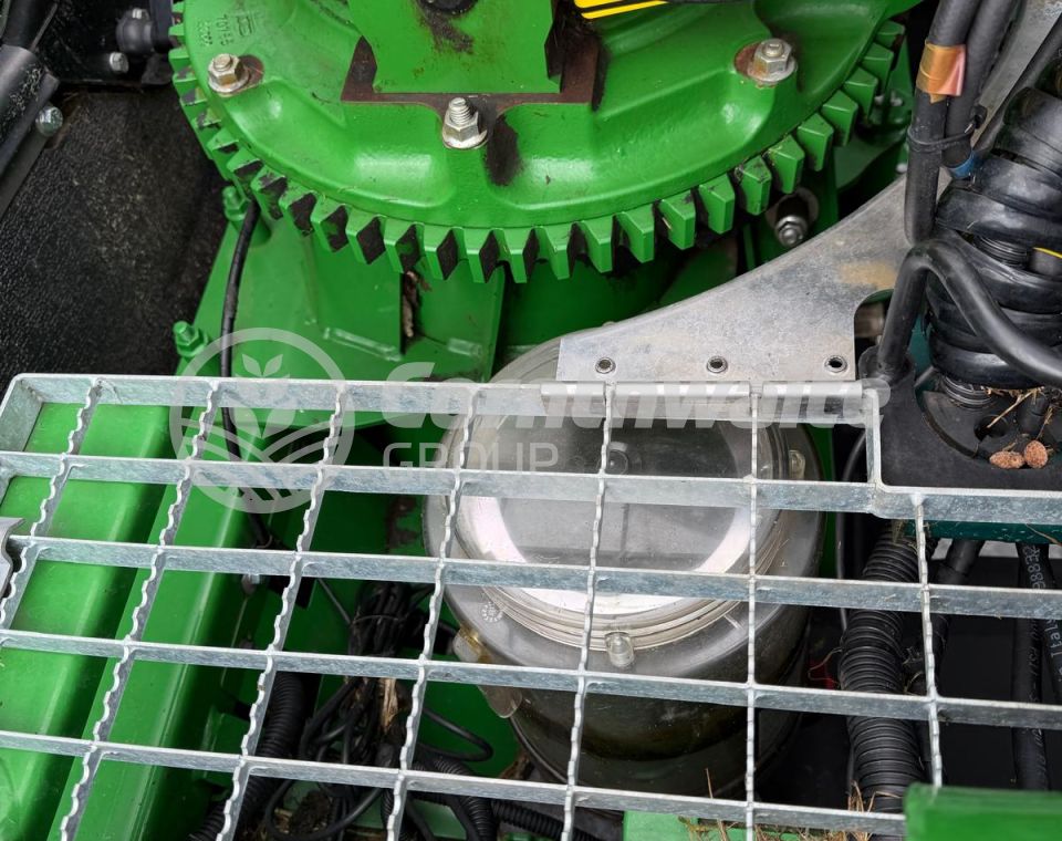John Deere 8600i
