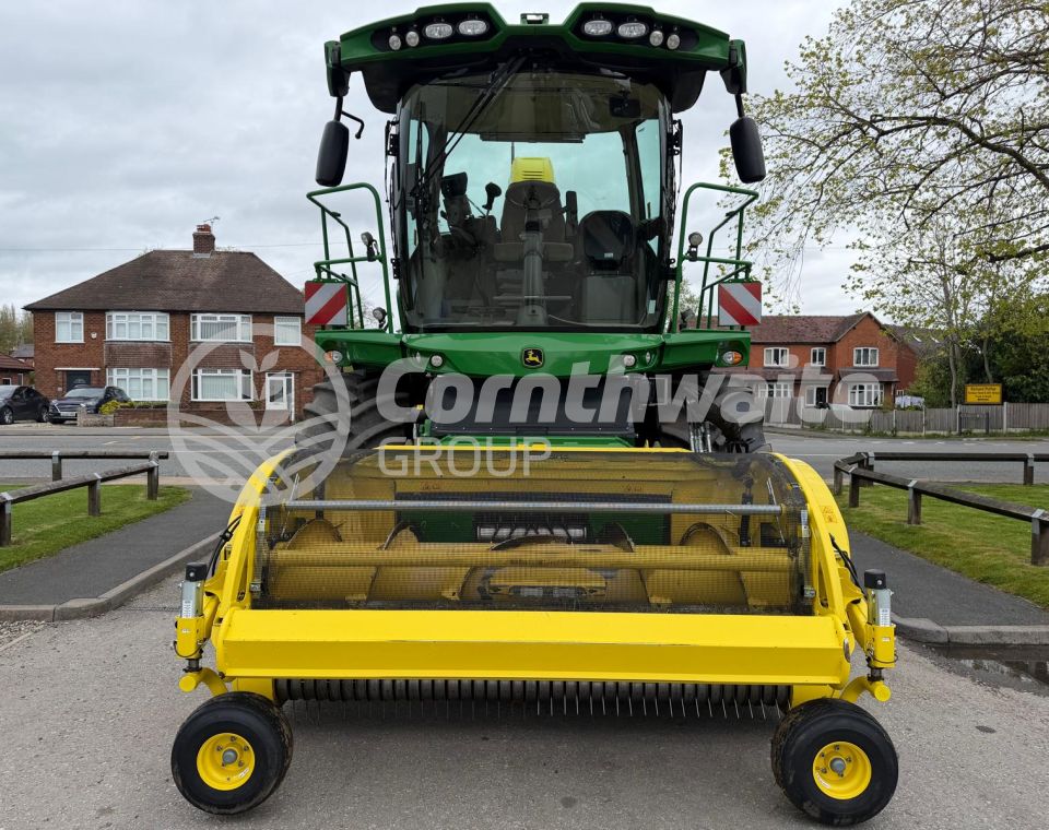 John Deere 8600i