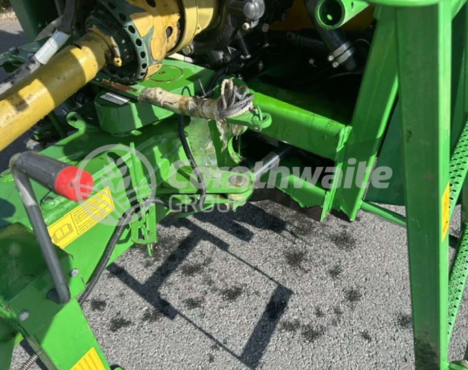 John Deere M724 Trailed Sprayer