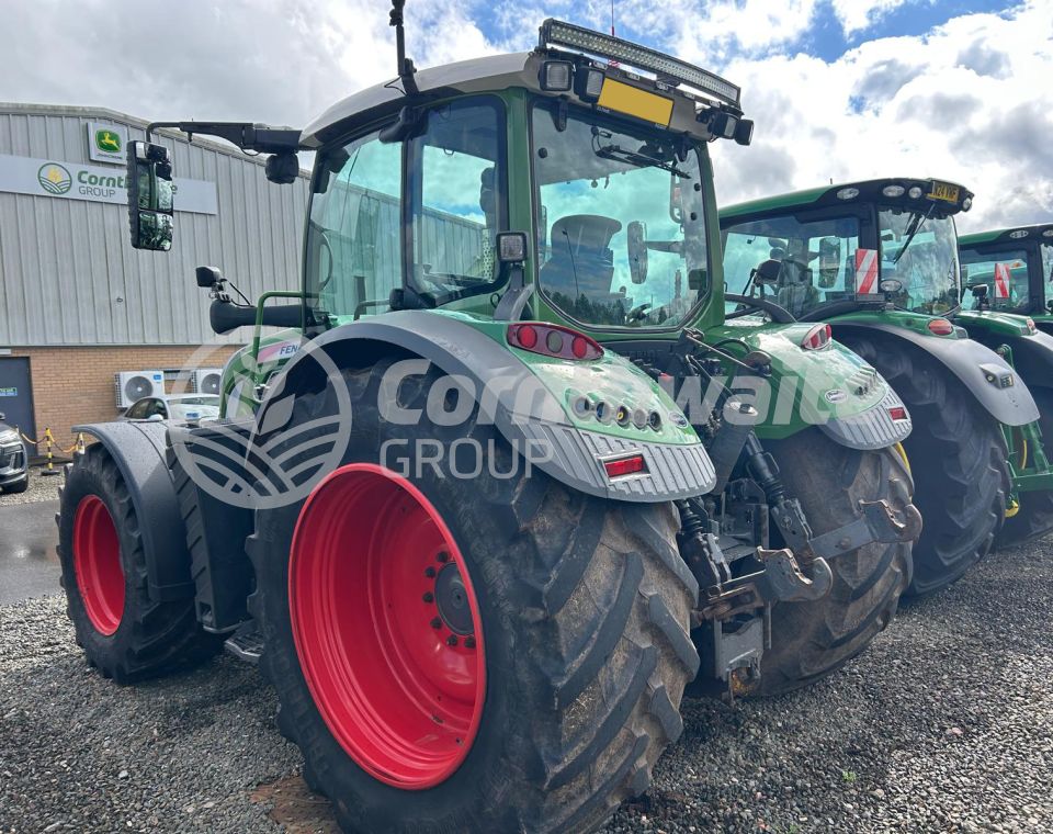 Fendt 724 Profi Plus 