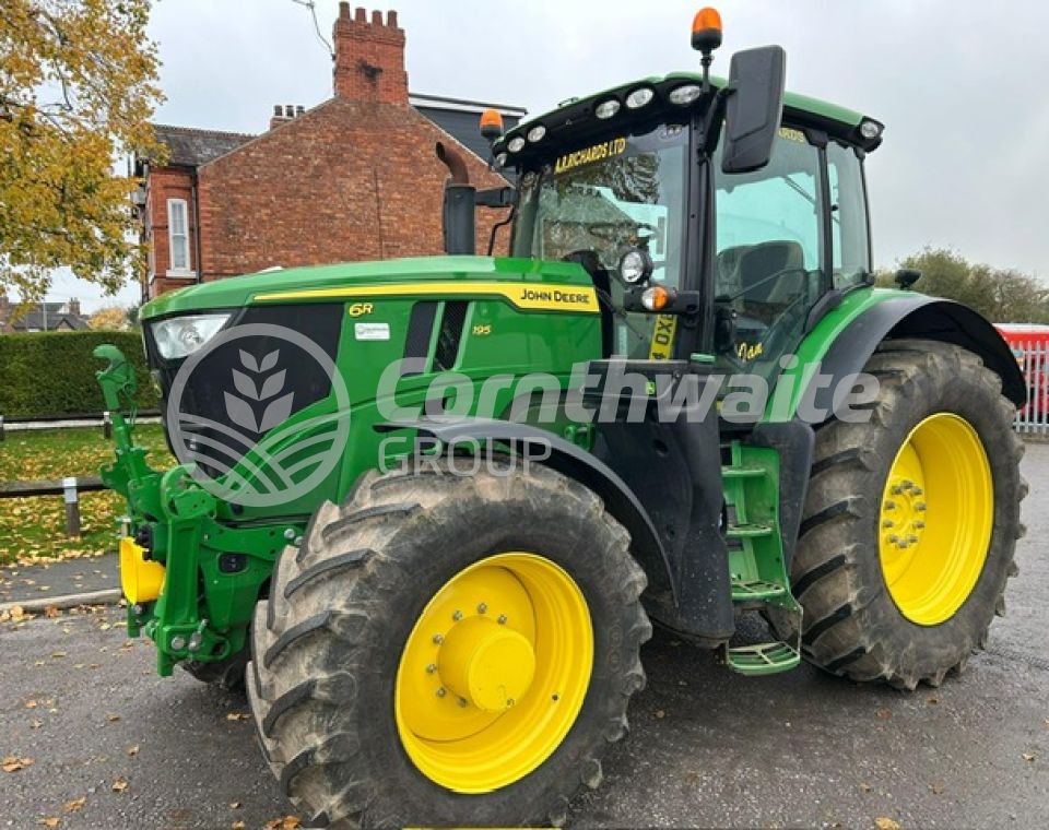 John Deere 6R195