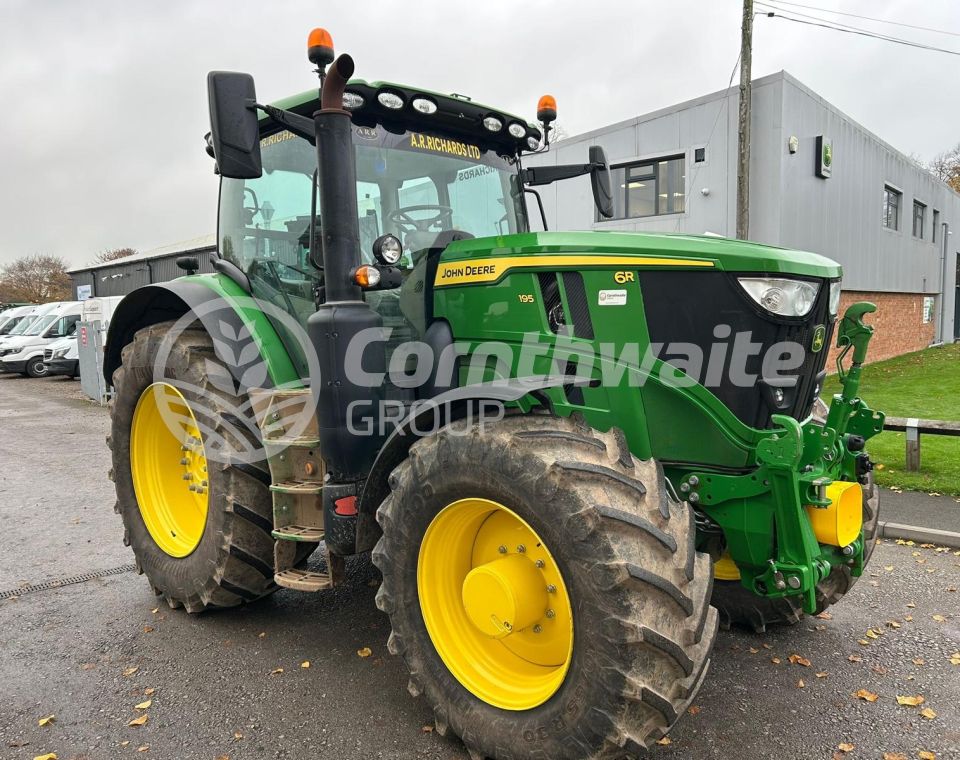 John Deere 6R195