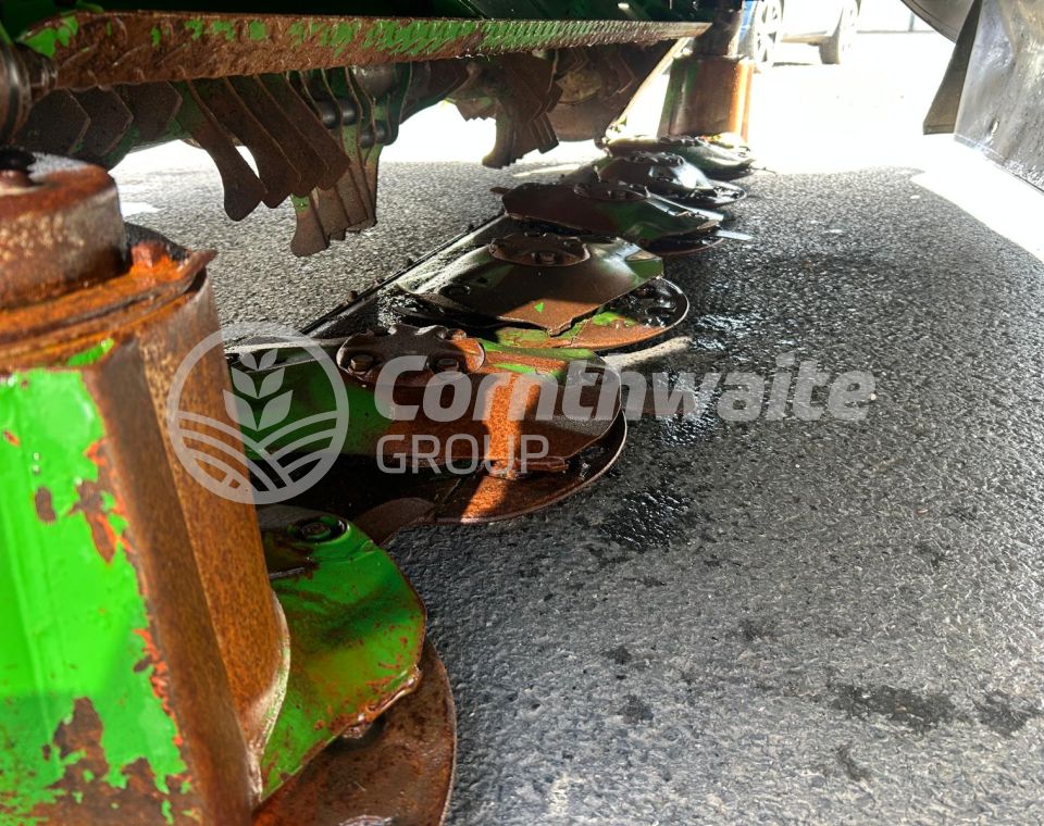 John Deere Full Set Triple Mowers - R950R and F310R