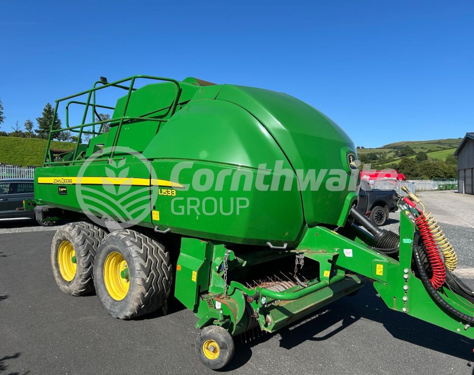 John Deere L1533