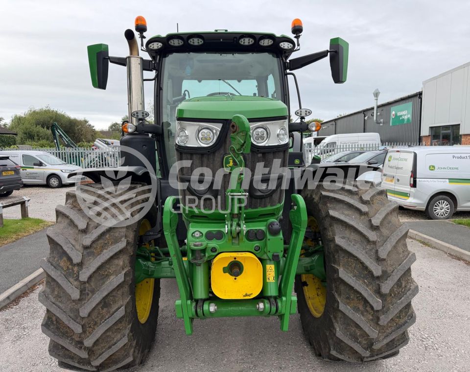 John Deere 6R 185