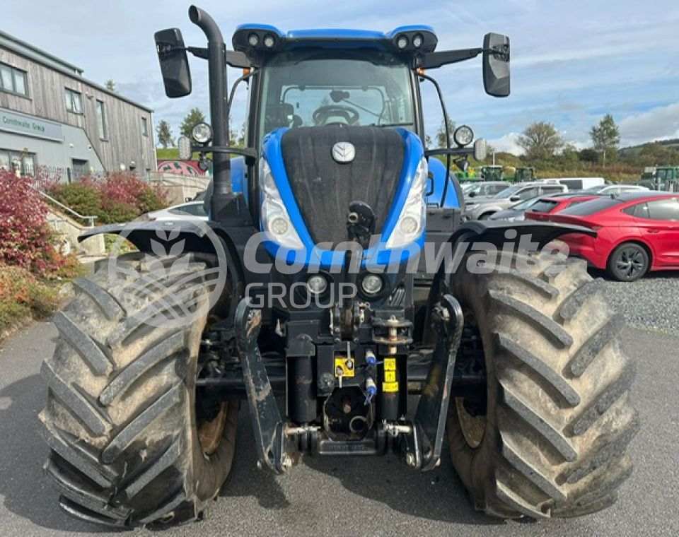 New Holland T7 260