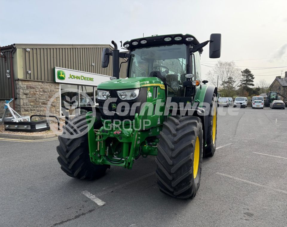 John Deere 6R 130