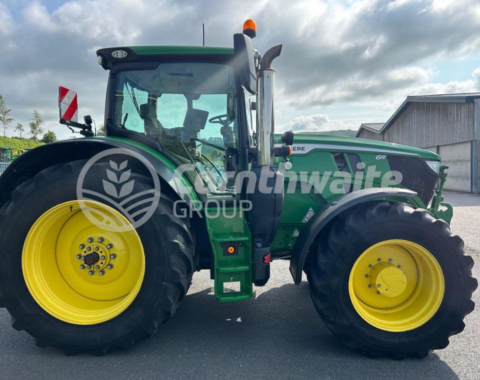 John Deere 6R 145