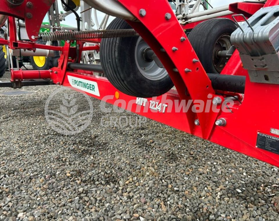 Pottinger 12.4T HIT Tedder