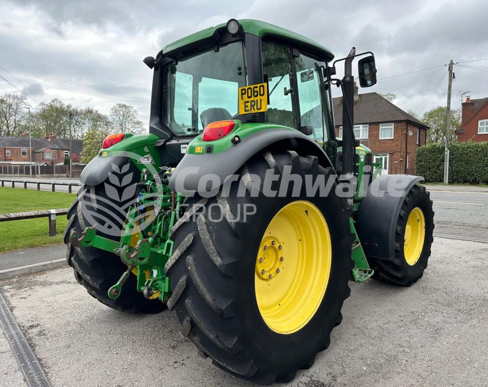 John Deere 6630