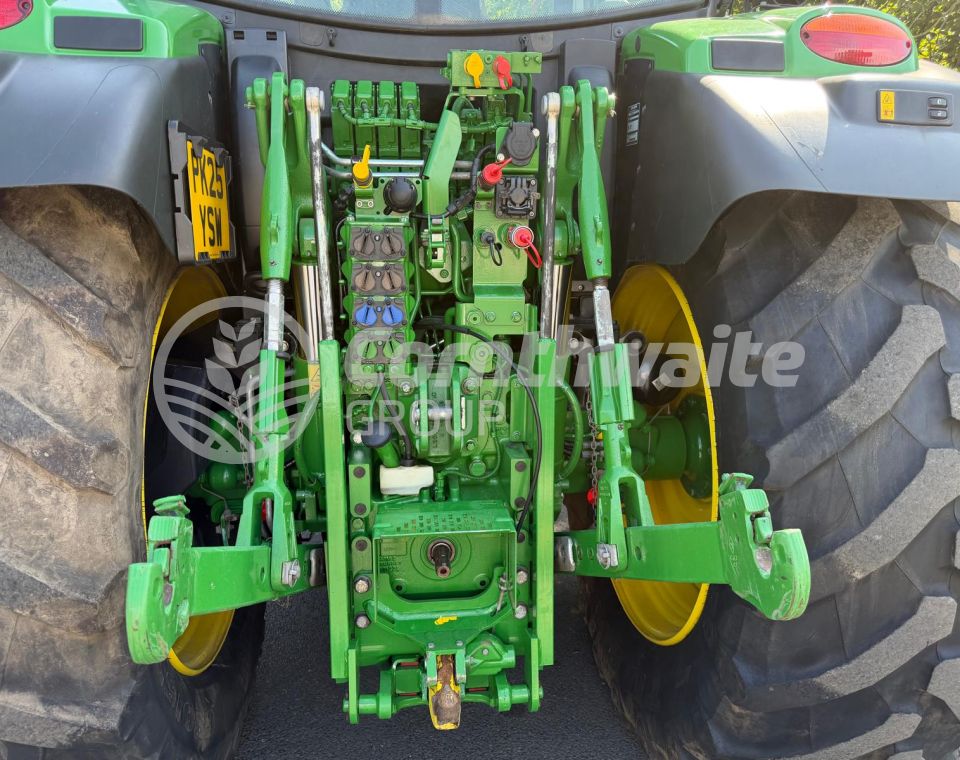 John Deere 6R 155
