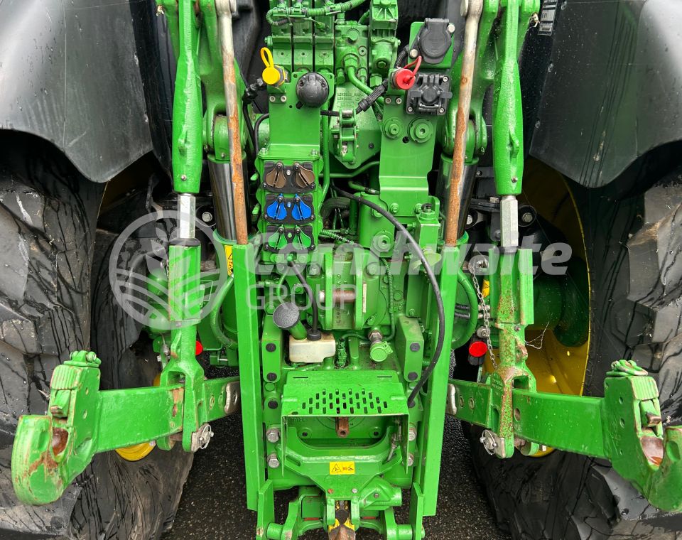 John Deere 6R 145
