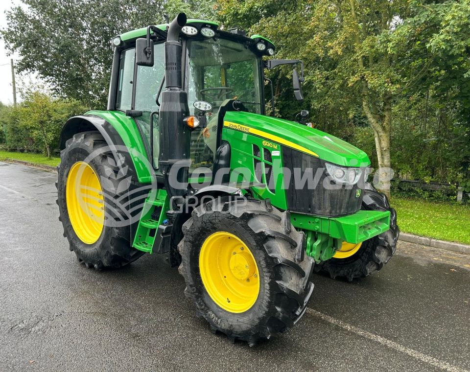 John Deere 6120M