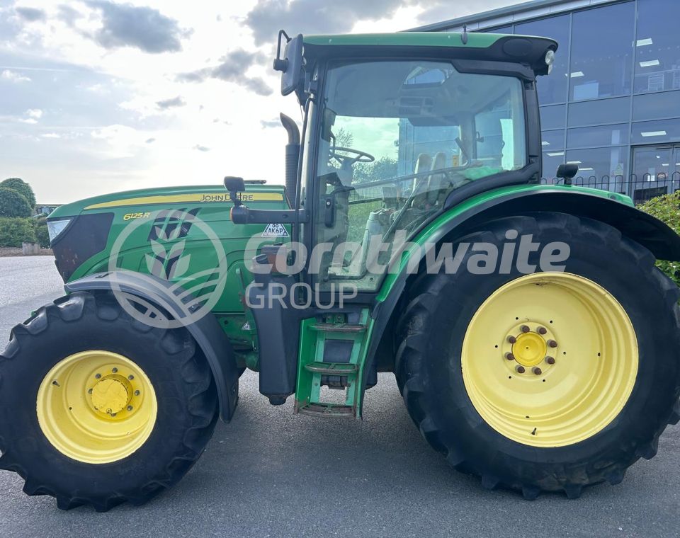 John Deere 6125R