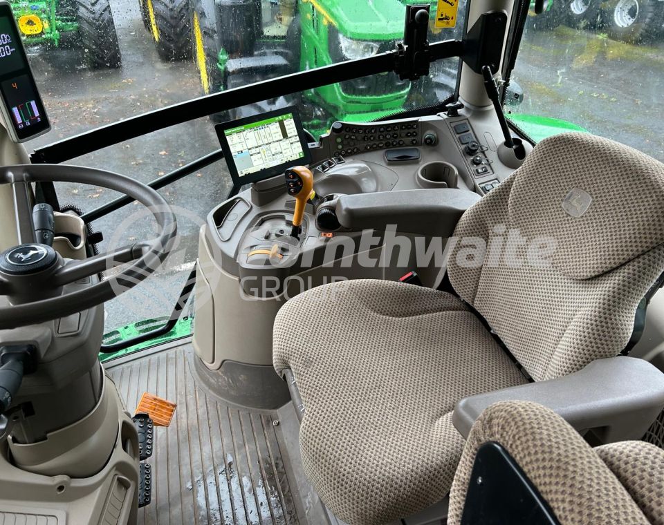 John Deere 6R 145