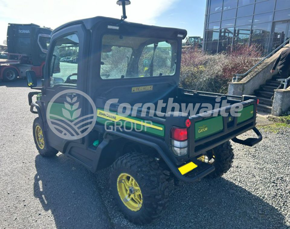 John Deere 865M