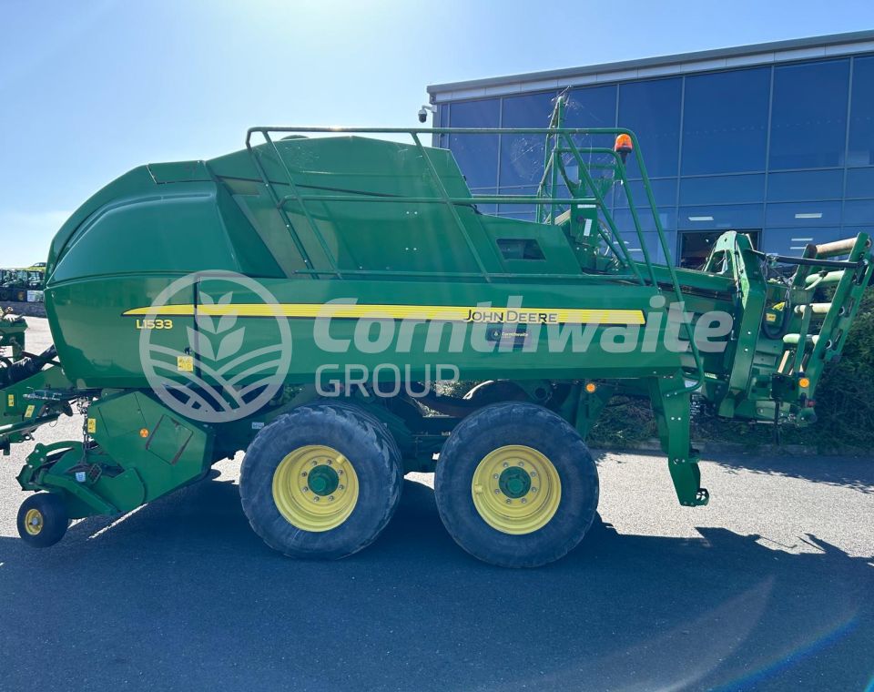 John Deere L1533