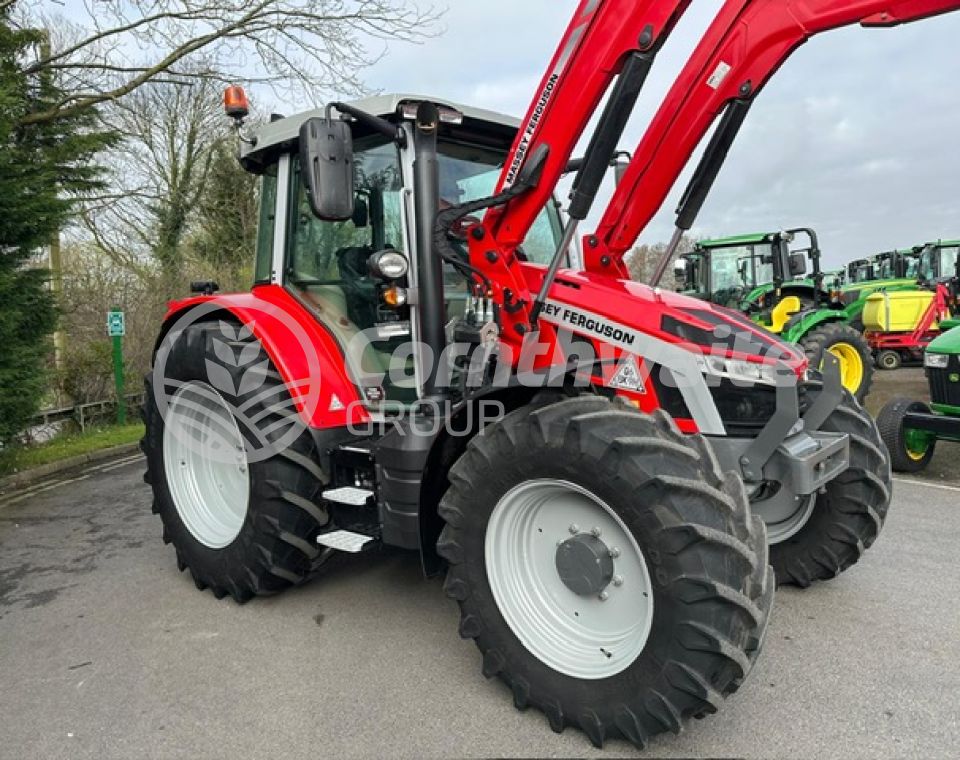Massey Ferguson  5S125