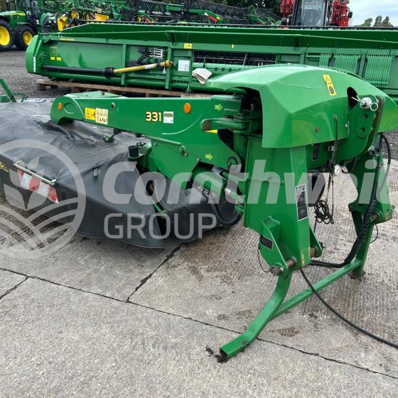 John Deere 331