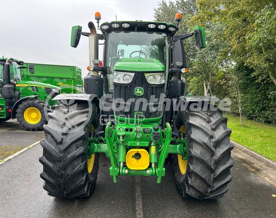 John Deere 6R 250