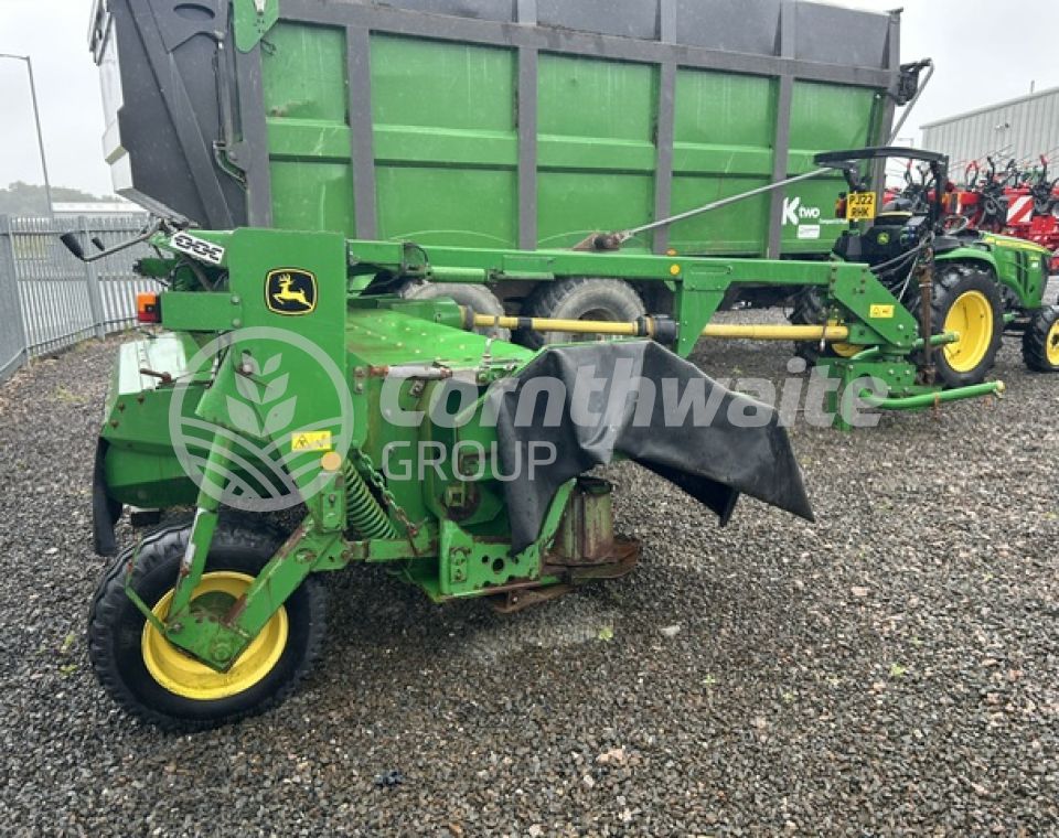 John Deere 1365 Trailed Mower Conditioner