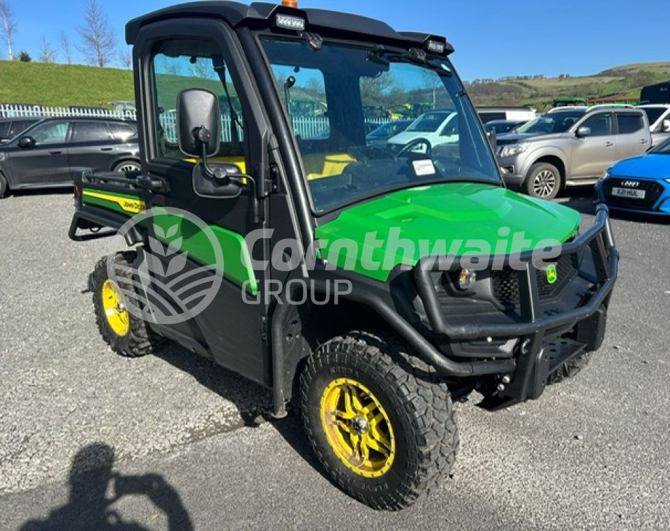 John Deere 865M